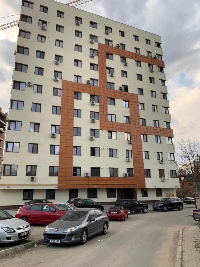 Confort' By J Iasi Room photo