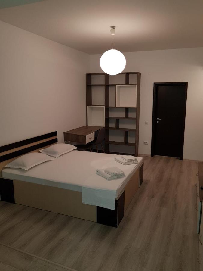 Confort' By J Iasi Exterior photo